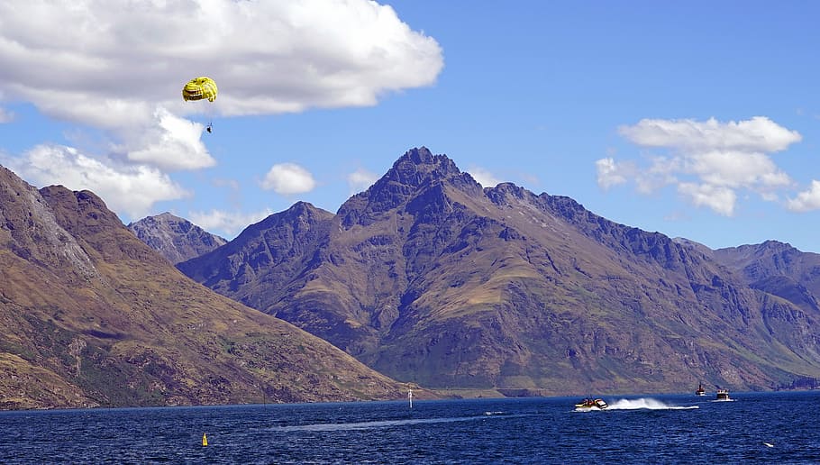 parasailing, lake, mountains, sport, fun activity, mountain, mountain range, scenics, outdoors, sky