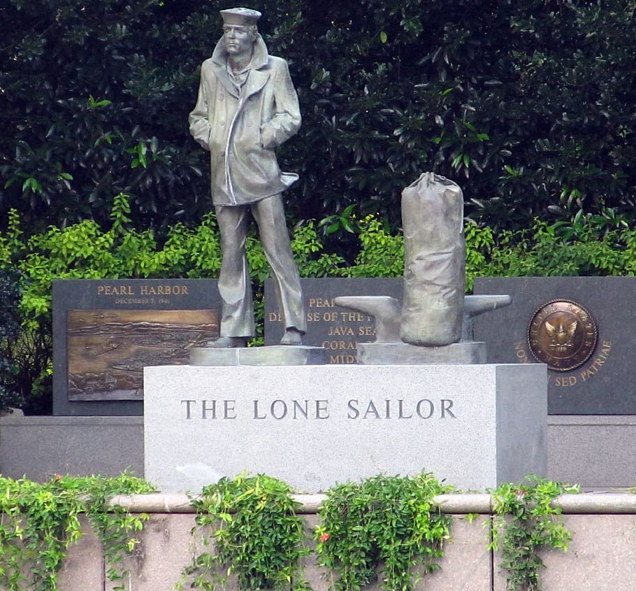 lone sailor, statue, sailor statue, sculpture, monument, memorial, navigator, park, turtle creek, dallas