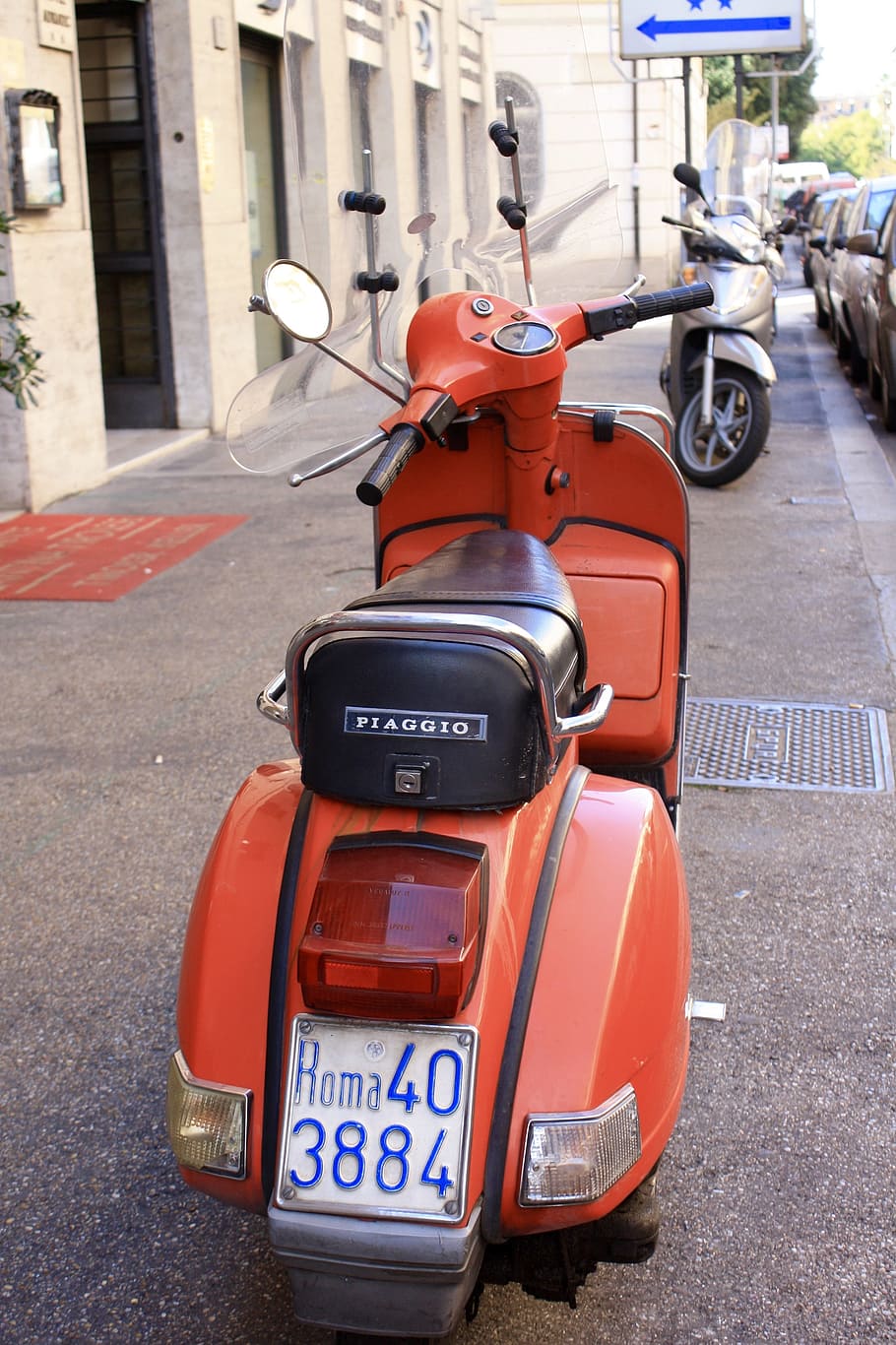 italy, rome, downtown, motor scooter, piaggio, vespa, p 200 e, old, red, mode of transportation