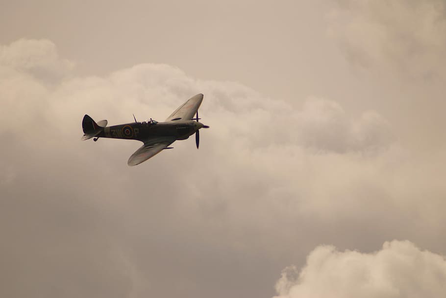 Spitfire, Airplane, Aircraft, Military, historic, ww2, warplane, britain, aviation, supermarine