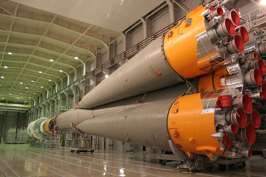gris, amarillo, transbordador espacial, adelante, cohete Soyuz, cohete, soyuz, misil balístico intercontinental, motor, viaje espacial
