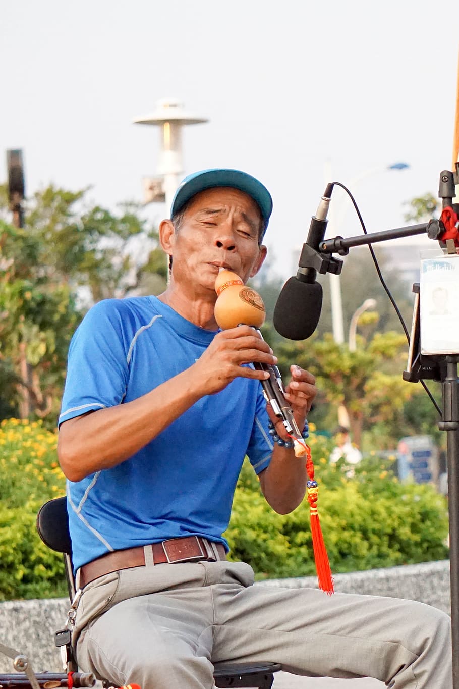 cucurbit flute, flute, musician, show, music show, play, grandpa, senior, performer, asian