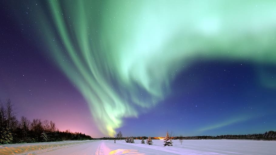 オーロラの風景, オーロラ, アラスカ, 宇宙, 魔法の夜, 極光, 光現象, ノーザンライト, ノースポール, パープルグリーンブルーの色