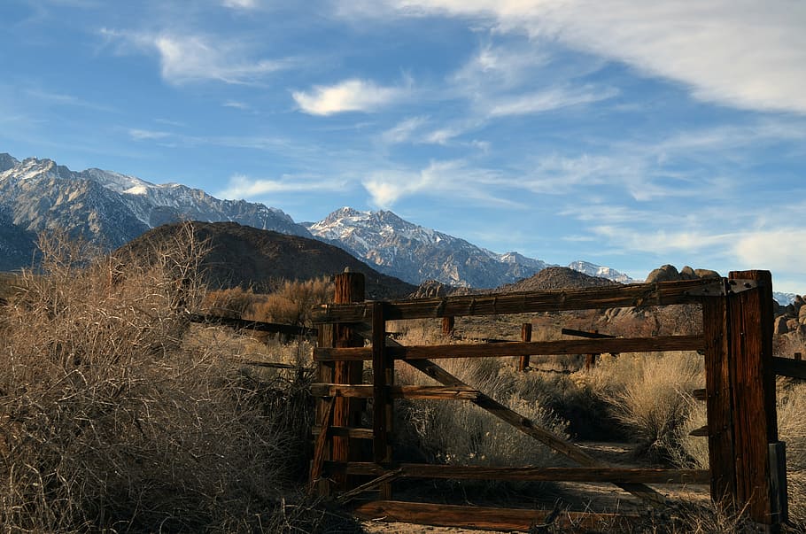 gate, lone pine, western, mountains, mountain, mountain range, sky, scenics - nature, beauty in nature, tranquil scene
