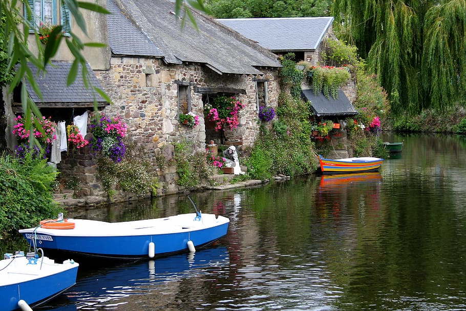 blue, boat, docked, gray, stone house, Bretagne, France, Pontrieux, Wash, House