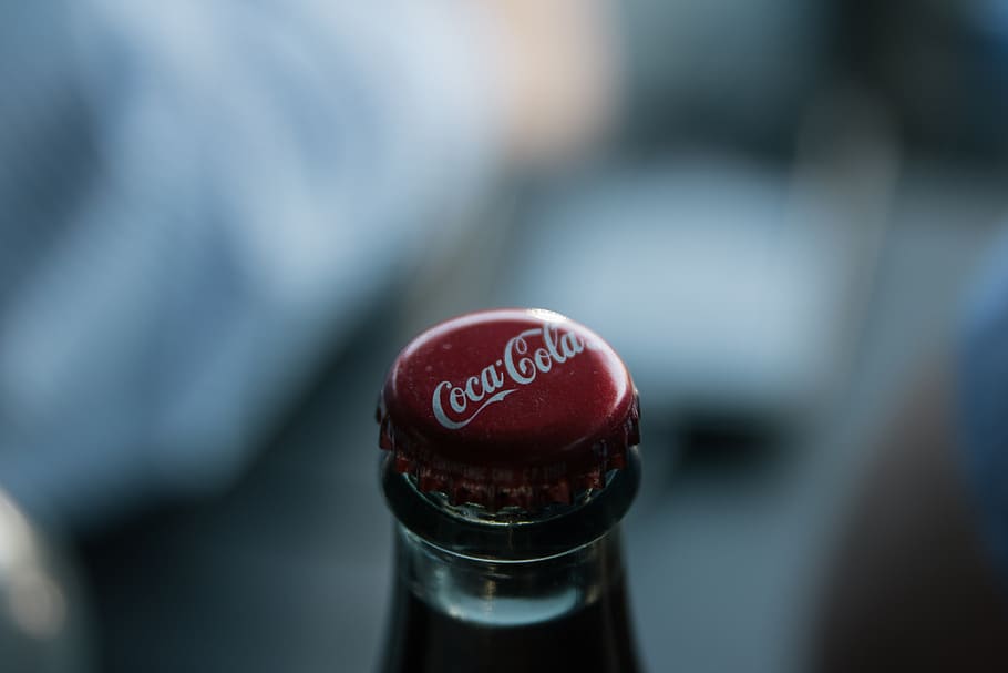 coca-cola, soft drink, soda, beverage, bottle, cap, red, focus on foreground, close-up, container
