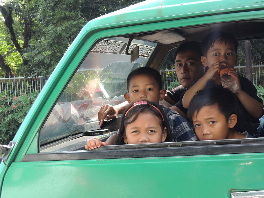 indonesia, kids, vehicle, car, multitude, child, people, boys, asian Ethnicity, outdoors
