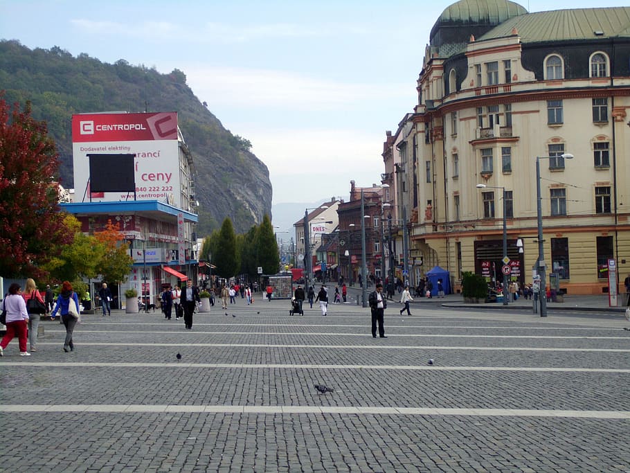 Peace Square, City, Backdrop, urban, hill, sky, people, paved, ústí nad labem, czechia