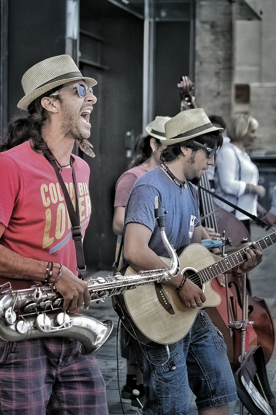 dois, homens, tocando, saxofone, guitarra, barcelona, ​​música, grupo, músicos de rua, música