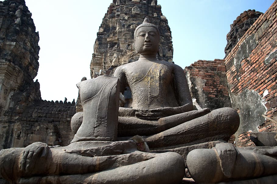 lop buri, phra prang sam yot, monkey, sculpture, tourist attraction, architecture, religion, belief, built structure, ancient