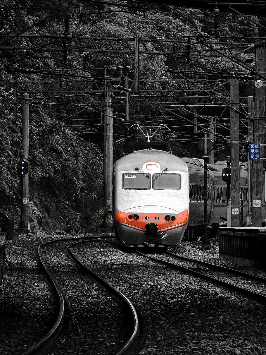 station, Puyuma Express, gray and orange train, rail transportation, track, transportation, mode of transportation, railroad track, public transportation, train