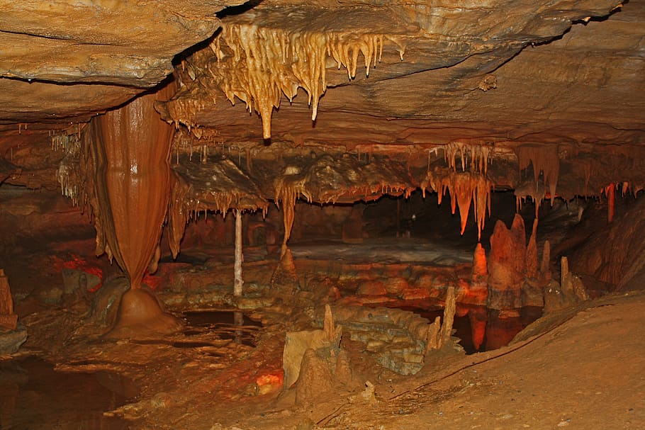 person, taking, cave, cavern, tennessee, forbidden caverns, stalagmites, stalactites, stalagmite, geology