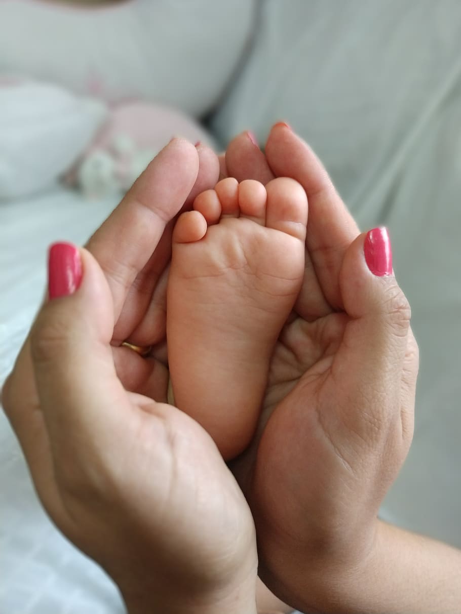 mão, pé, criança, humano, recém-nascido, parte do corpo humano, parte do corpo, com os pés descalços, bebê, jovem