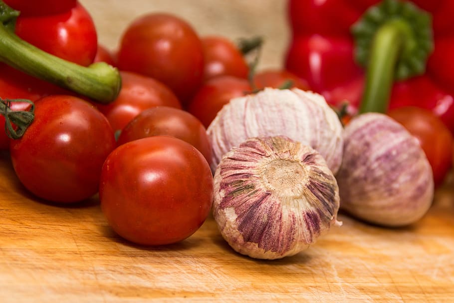 selective, focus photography, tomatoes, onions, red, paprika, organic, vegetable, green feeds, dinner