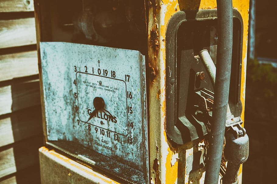 old, abandoned, gas, pump, sits, disused, england., captured, canon 5, 5d