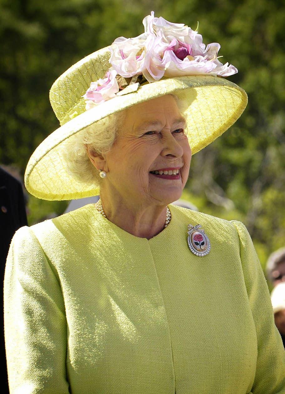 rainha elizabeth ii, vestindo, amarelo, chapéu de sol, rainha, inglaterra, retrato, mulher, chapéu, pessoas