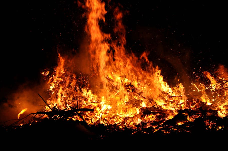 写真, 薪の火, イースターの火, 炎, 夜, 燃焼, 熱-温度, 光る, 危険, 人なし