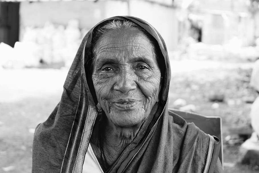orang, wanita India tua, mata, potret, dewasa, lansia, satu warna, wanita, headshot, satu orang