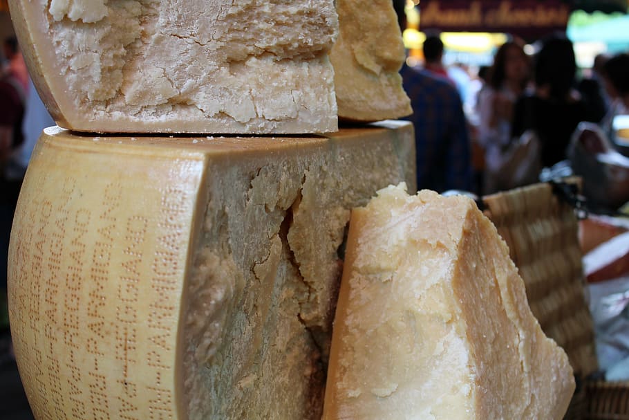 queso, parmesano, rueda de queso, mercado, queso parmesano, comida, deliciosa, comer, producto lácteo, abundante