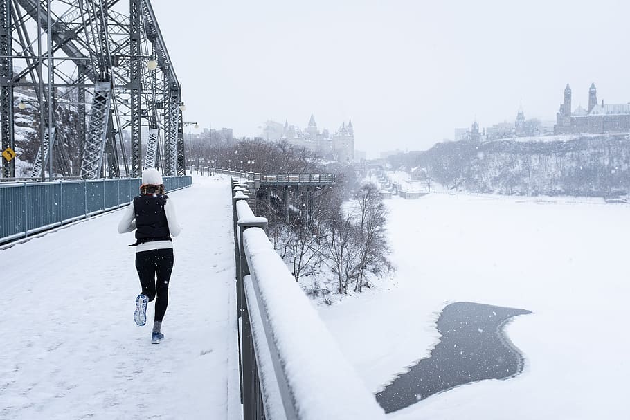 berlari, perkotaan, latihan, pelari, musim dingin, turun salju, perempuan, jembatan, jalan, salju