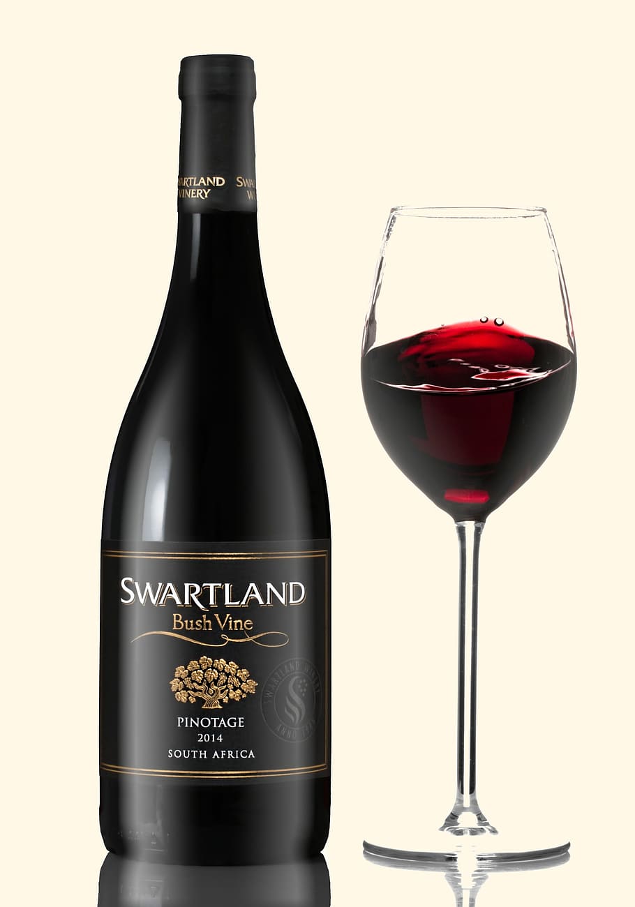 2014, região de Swartland, arbusto, videira, pinotagem, garrafa, vinho, álcool, beber, vidro