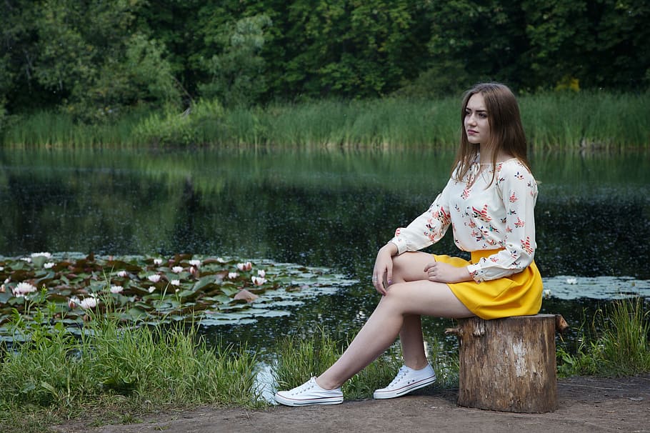 woman, white, floral, long-sleeved, shirt, yellow, mini skirt, girl, pond, vacation