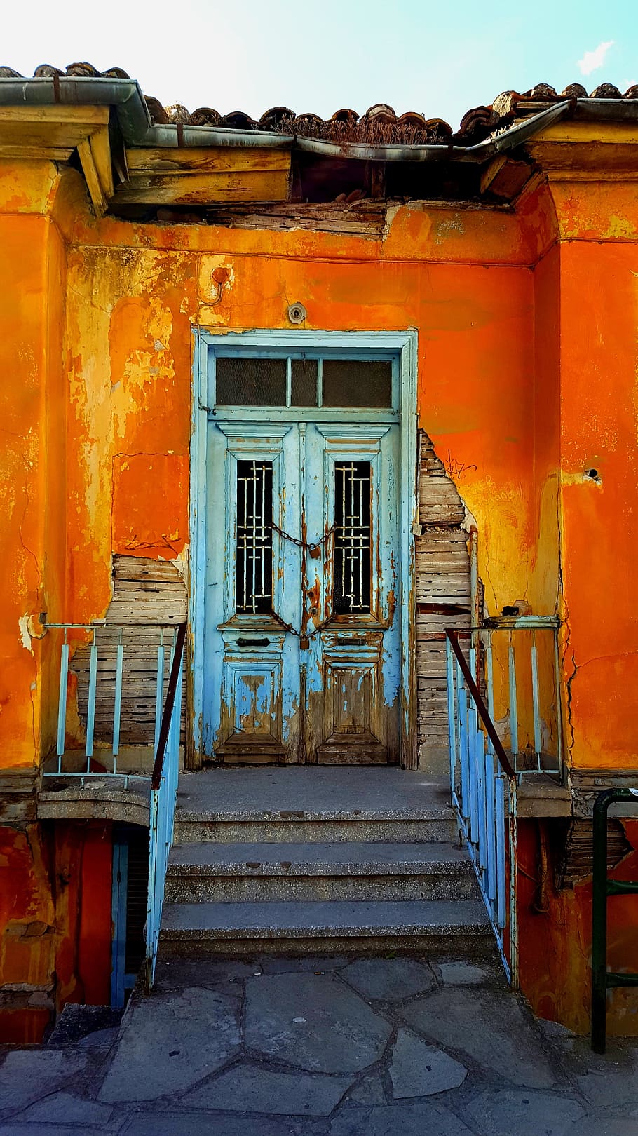 door, house, castle, chain, color, orange, blue, stairs, railings, old