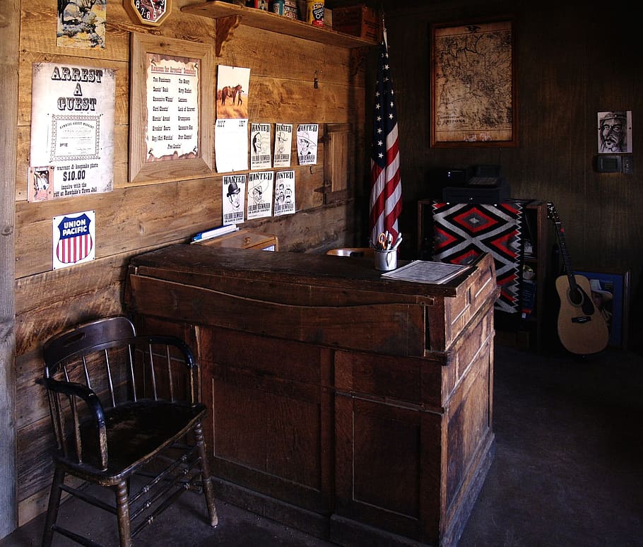 coklat, kayu, meja, putih, kursi, bendera Amerika Serikat, sheriff, kantor, warisan, tua