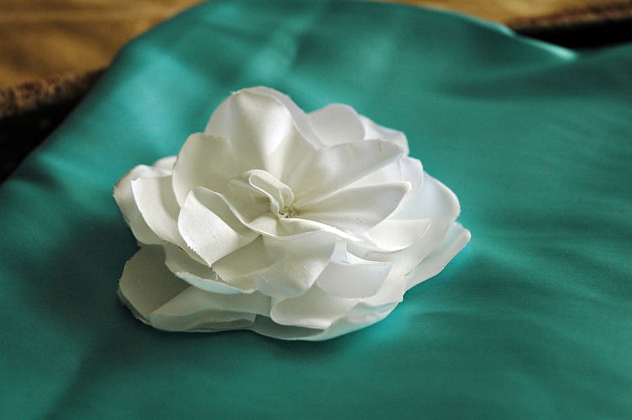 craft, flower, fabric flower, fashion, wearable art, trend, white, petals, accessories, style