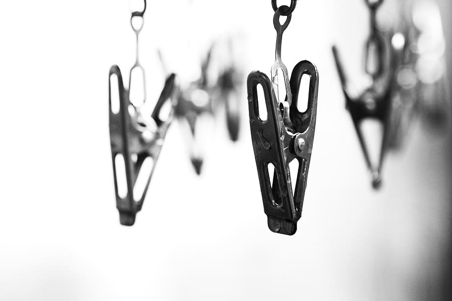 clothes peg, dry clothes in the sun, wash, maid, housework, close-up, focus on foreground, metal, hanging, selective focus