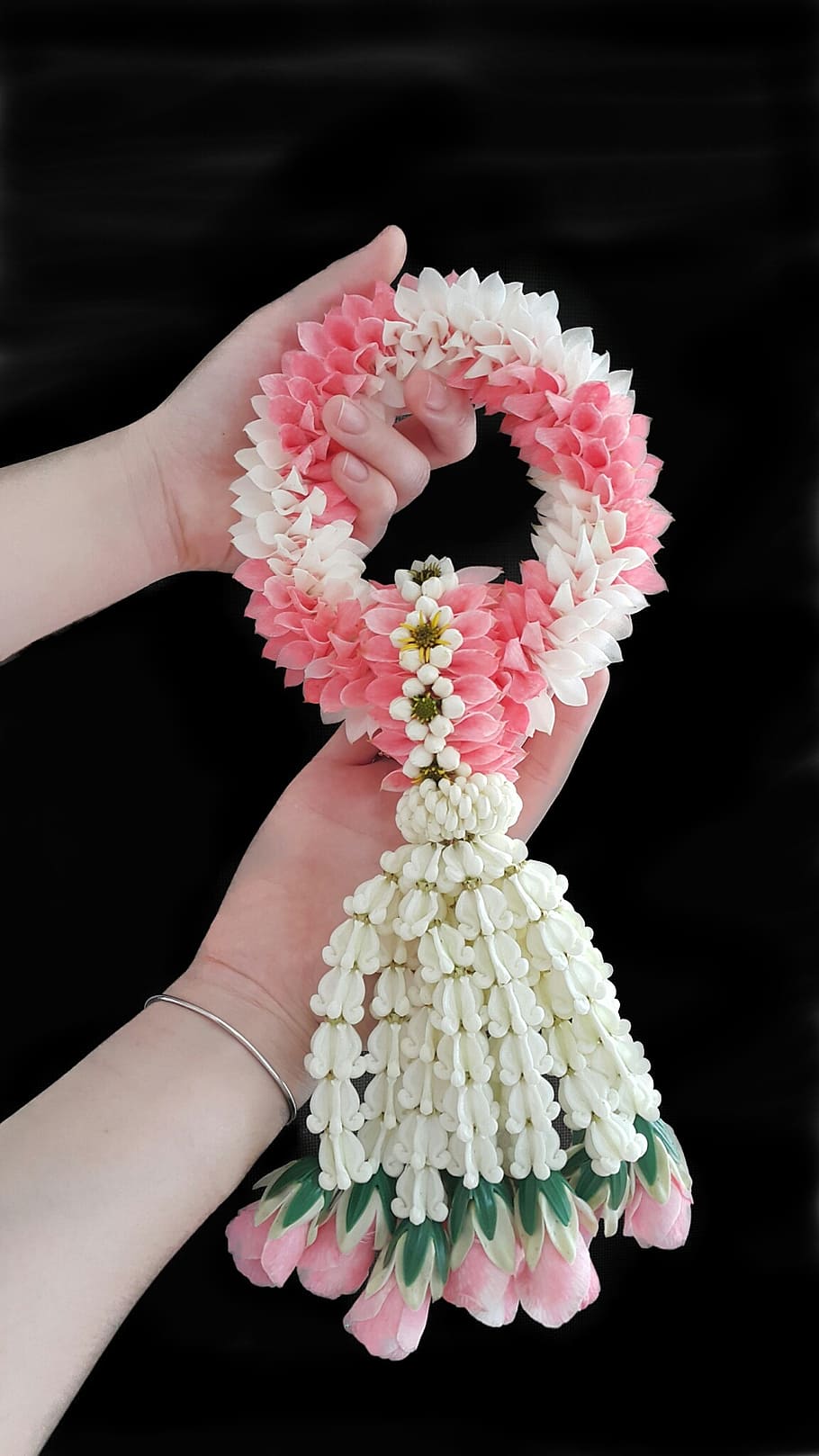 person, holding, pink, white, green, wreath, flower, thai garland, thai traditional, respectful