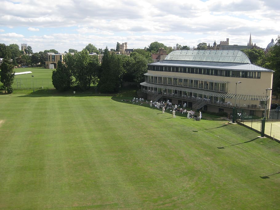 Oxford, Inglaterra, deporte, pista, pista deportiva, verde, hierba, bien mantenido, al aire libre, arquitectura y edificios