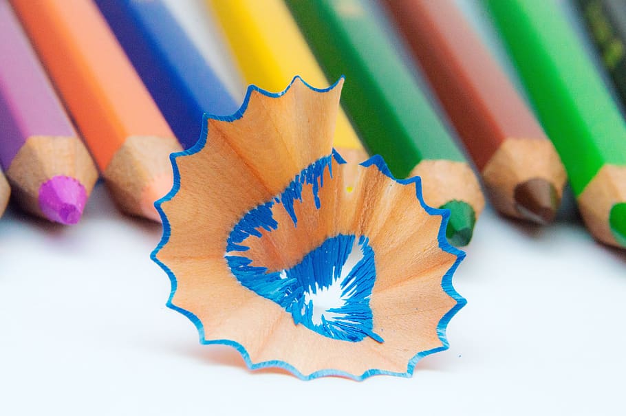 macro photography, colored, pencils, colored pencils, colorful, different colored crayons, colour pencils, wooden pegs, pointed, pens