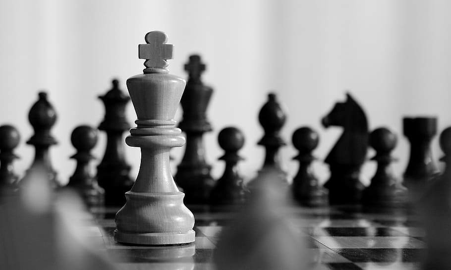 selective, focus photography, king chess knight, chess, king, match, symbolism, game, board game, leisure games
