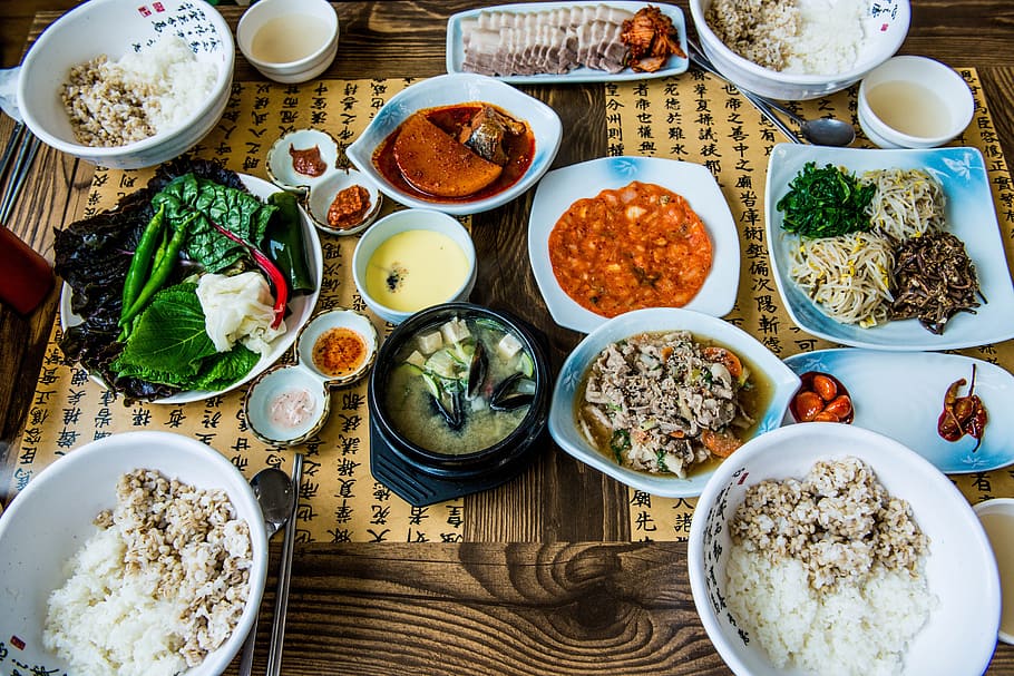 arriba, ver, variados, comidas, colocados, mesa, aluminoso, comedor, comida, coreano