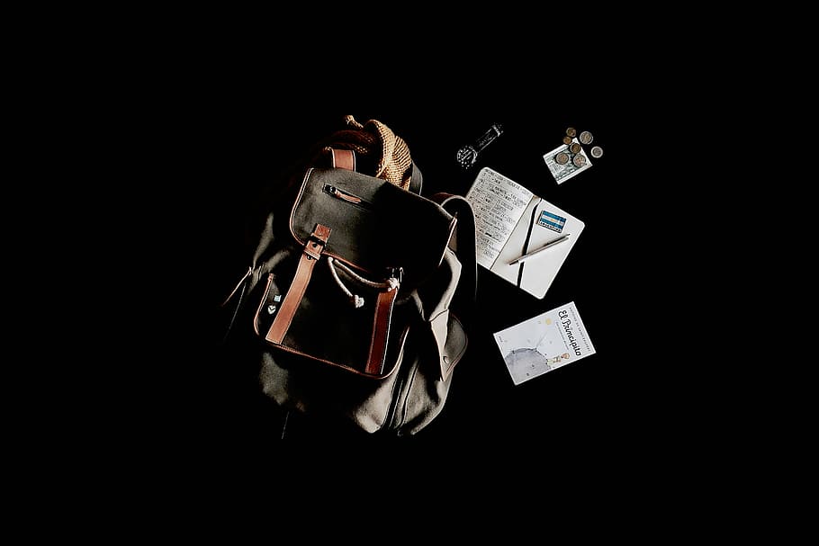 abu-abu, coklat, ember ransel, di samping, buku, perjalanan, tas, ransel, notebook, uang