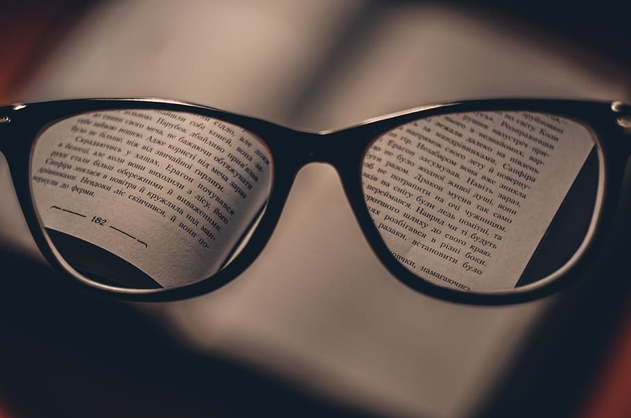 óculos, óculos de leitura, leitura, ler, livro, visão, história, páginas, foco, armações