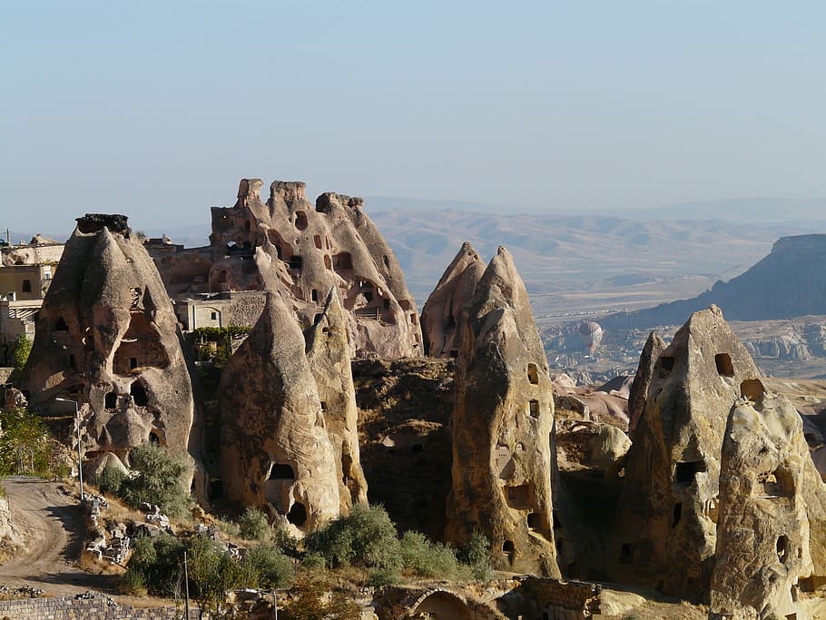 uchisar, viviendas de piedra toba, toba, piedra, viviendas, capadocia, nevşehir, turquía, apartamentos de roca, castillo de roca