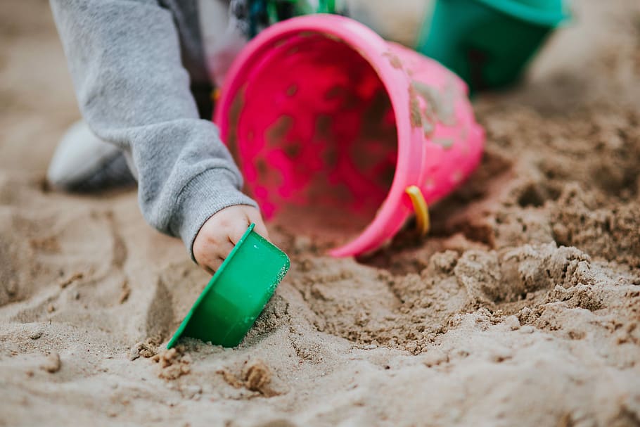 jogando, areia, Criança, infância, ao ar livre, sujeira, pessoas, uma pessoa, cavando, praia