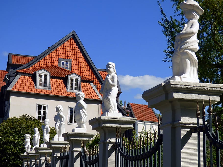 Wolfenbüttel, Castle, Fence, Statue, wolfenbüttel, castle, building, stone figures, statues, germany, socket