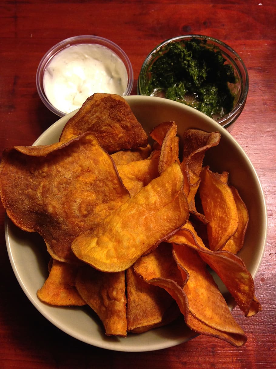 paleo chips, sweet potato chips, healthy, yam, food and drink, food, ready-to-eat, fried, table, plate