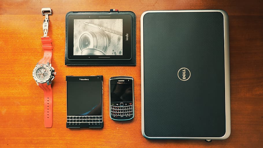 dell, laptop, blackberry, cell phone, smartphone, kindle, ereader, watch, technology, smart phone