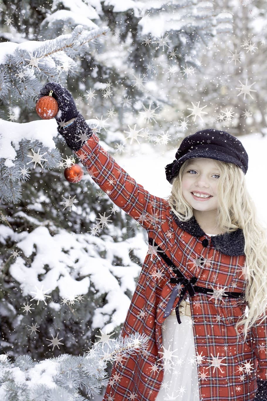 女の子, オレンジ, 黒, 格子縞, ボタンアップコート, 休日の楽しみ, 雪, 冬, 寒さ, 帽子