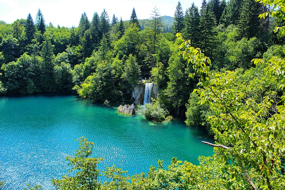 waterfalls during daytime, lake, paradise, croatia, plitvice, water, landscape, blue, nature, sky