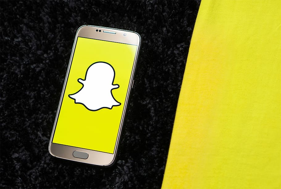 snapchat logo, Snapchat, Social Media, Smartphone, Icon, phone, display, screen, mobile, cellphone