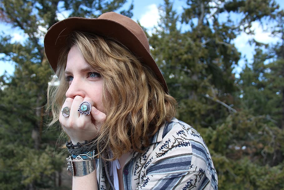 woman, wearing, brown, hat, thinking, hipster, trees, rings, female, mountain