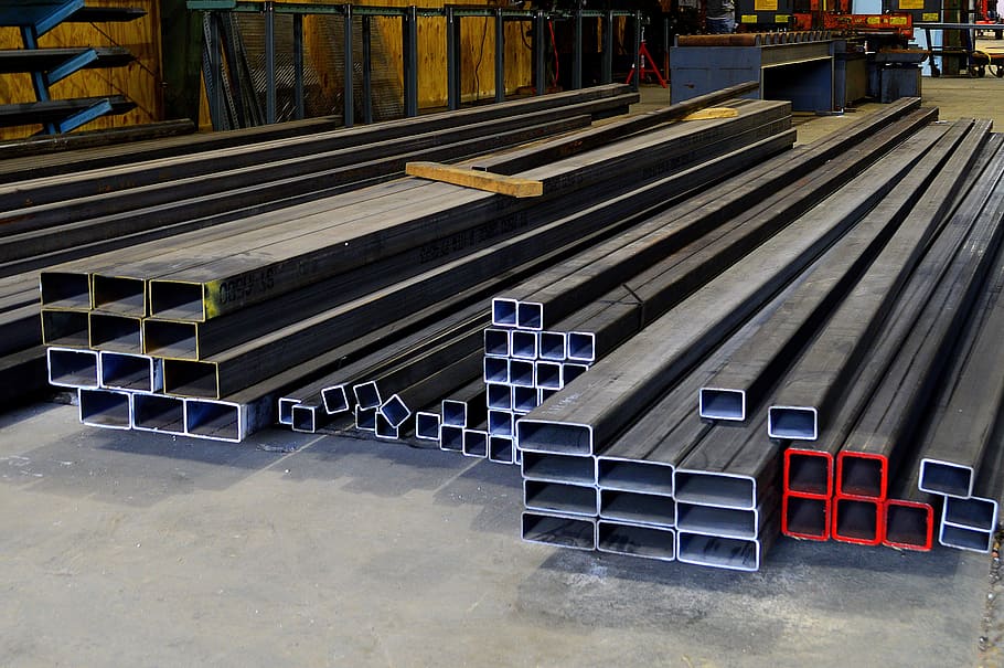 lote de barras cuadradas apiladas, acero, materiales, crudo, canal, metal, hierro, industrial, construcción, inoxidable