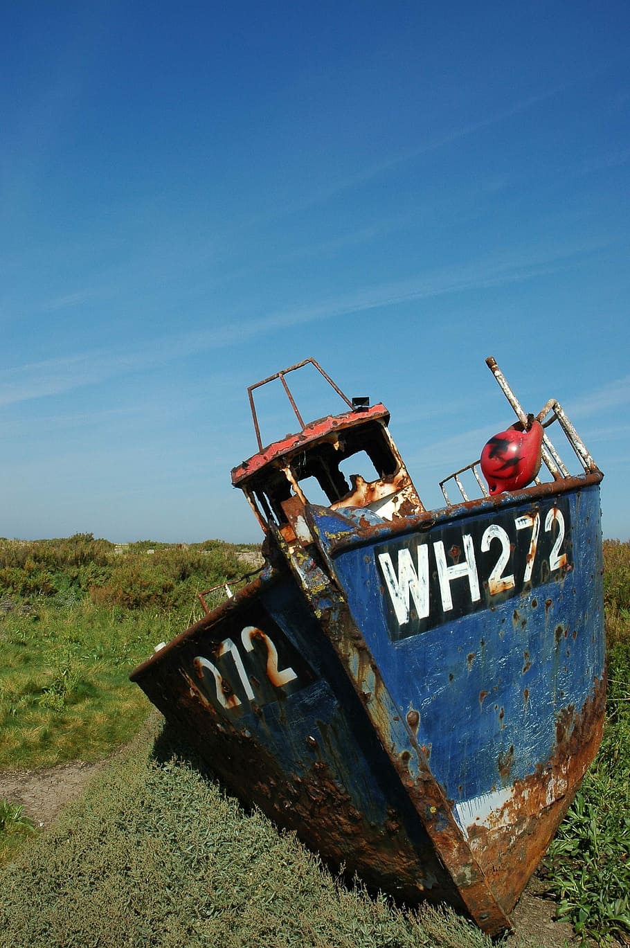 Boot, Wreck, Ship, Coast, England, norfolk, stranded, abandoned, blue, rusty