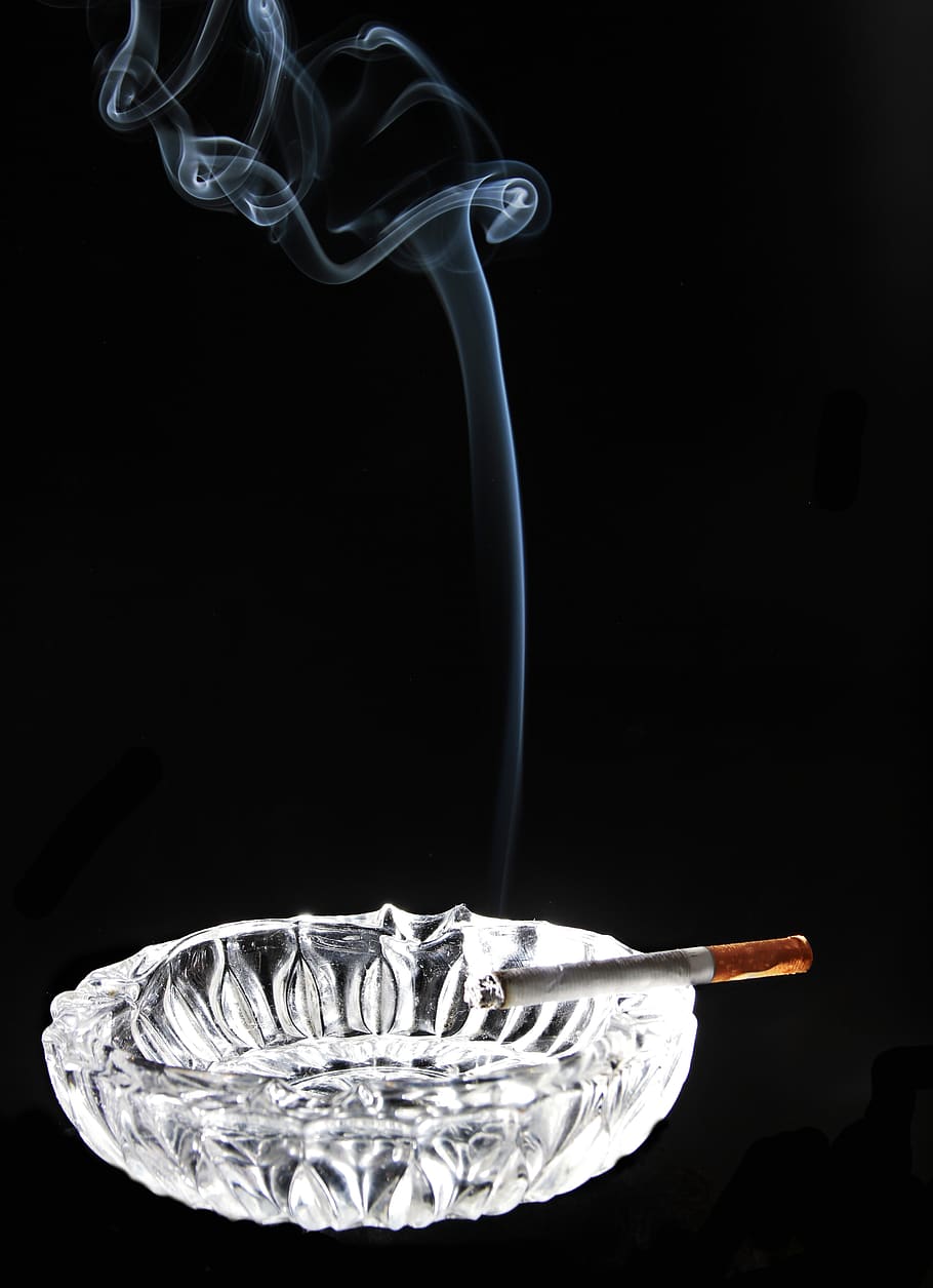 ashtray, smoking, smoke, cigarette, unhealthy, tobacco, smoking ban, non smoking, fatal, fire