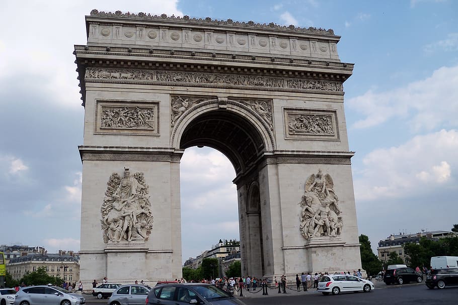 the arc de triomphe, paris, france, car, motor vehicle, mode of transportation, architecture, transportation, monument, triumphal arch